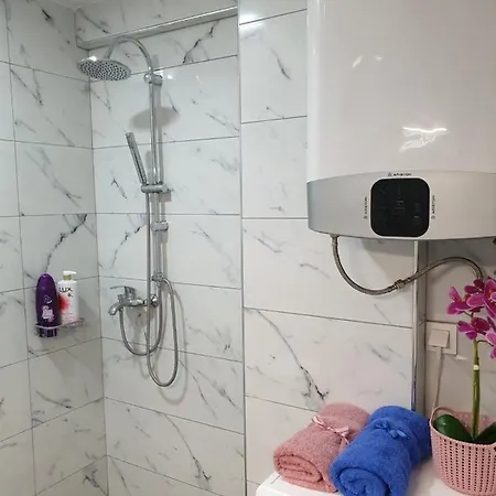 Apartment M & M Red Luxury *