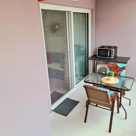 Apartment M & M Red Luxury Paralia Katerinis