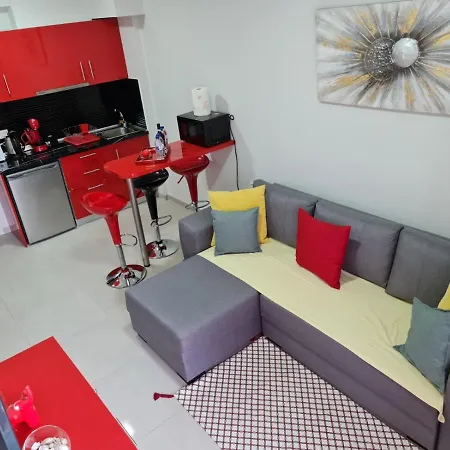 Apartment M & M Red Luxury Paralia Katerinis