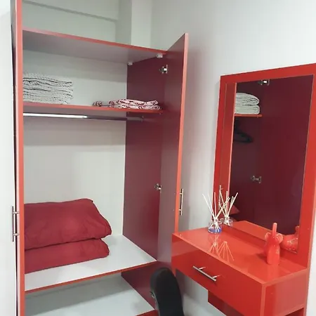 Apartmán M & M Red Luxury Paralía