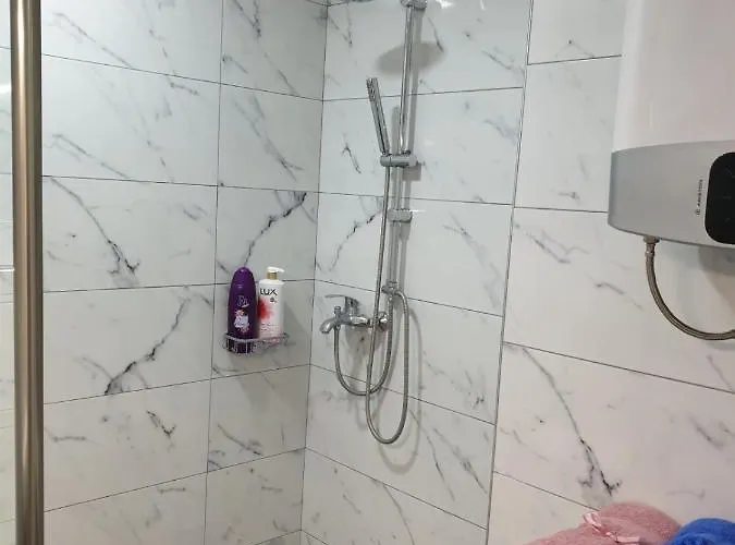 M & M Red Luxury Lägenhet *